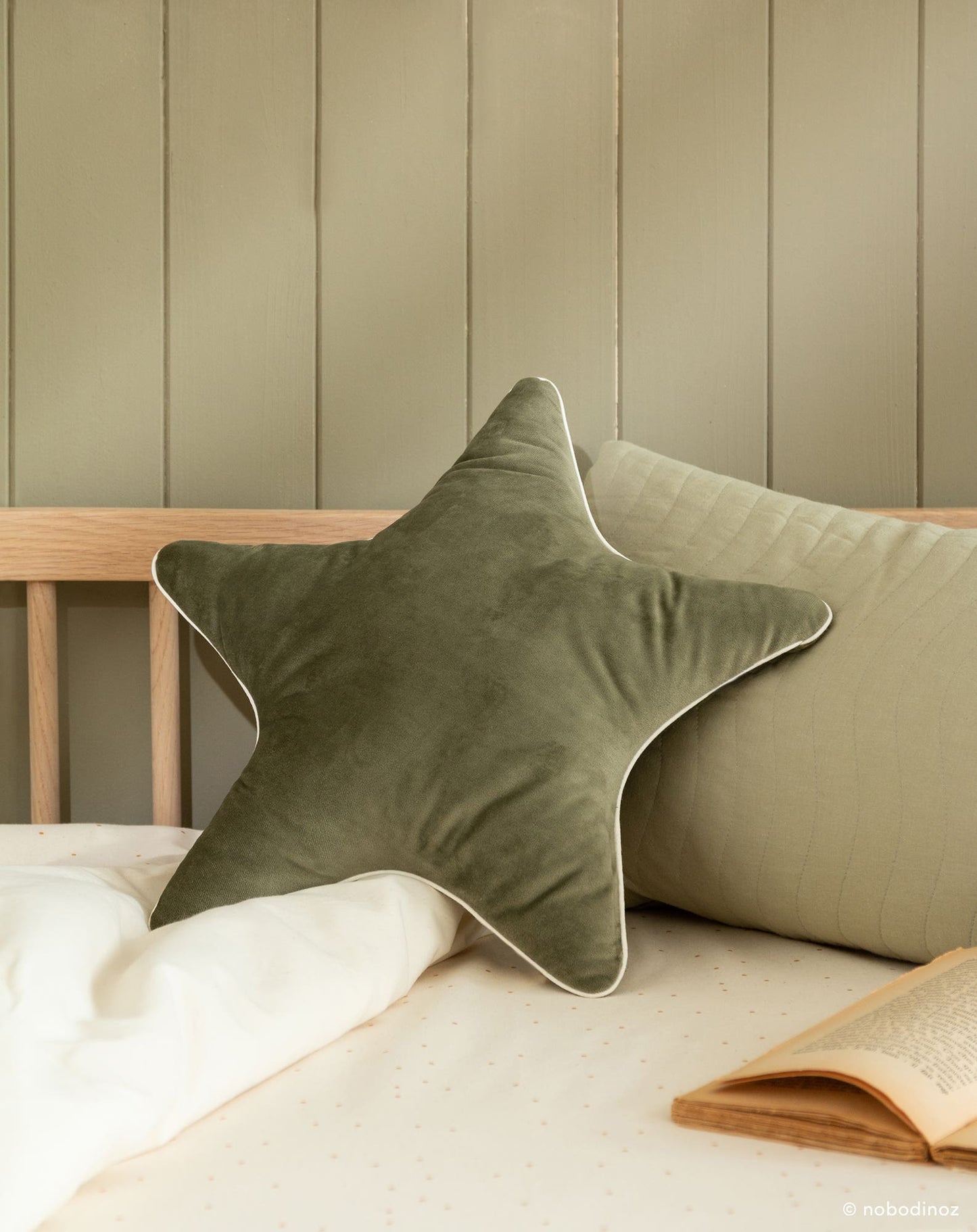 Coussin Aristote velvet étoile