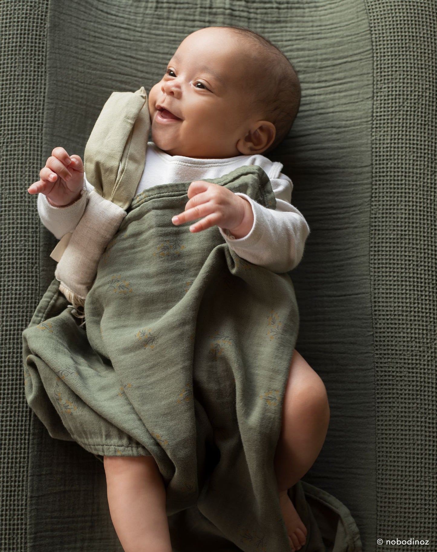 Lange cadeau de naissance en double gaze de coton lavée Wabi-Sabi