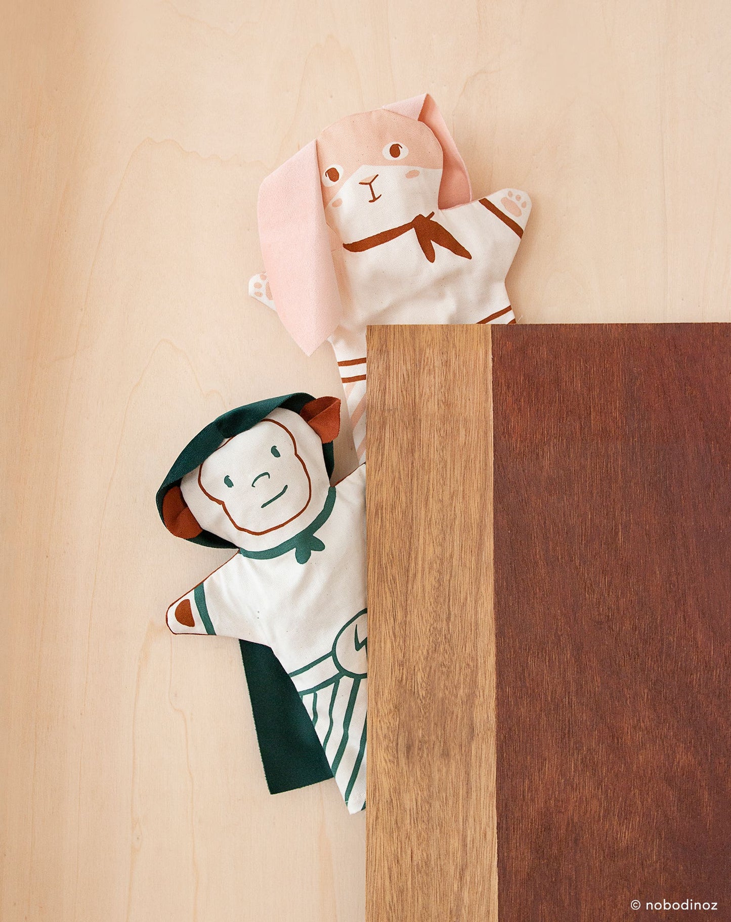 MONKEY HAND PUPPET 24X30