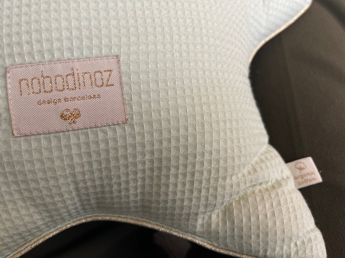 Coussin en forme d'étoile