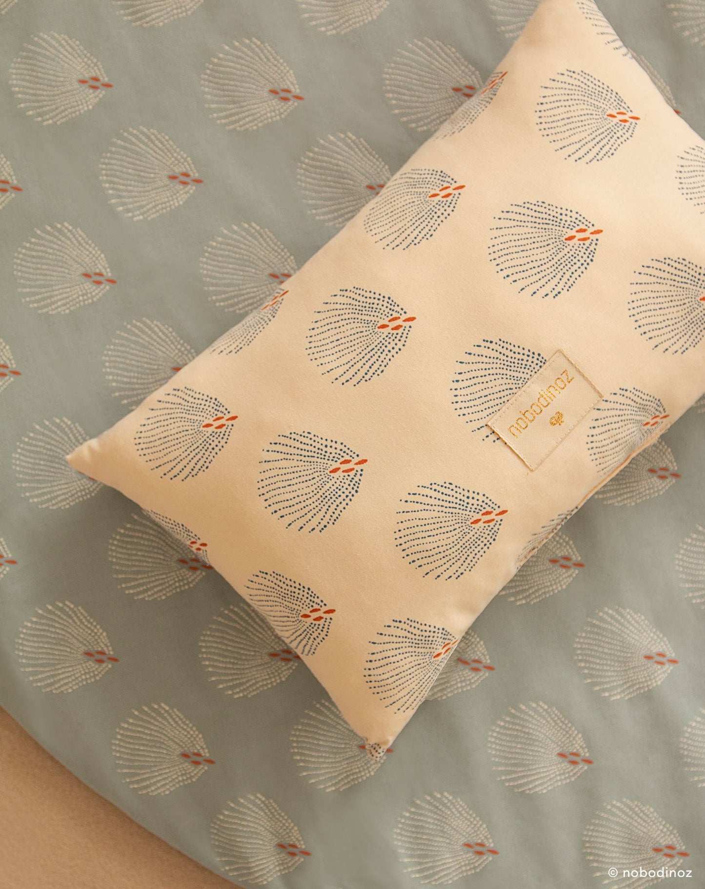 Laurel Small cushion 22X35-BLUE GATSBY/ CREAM