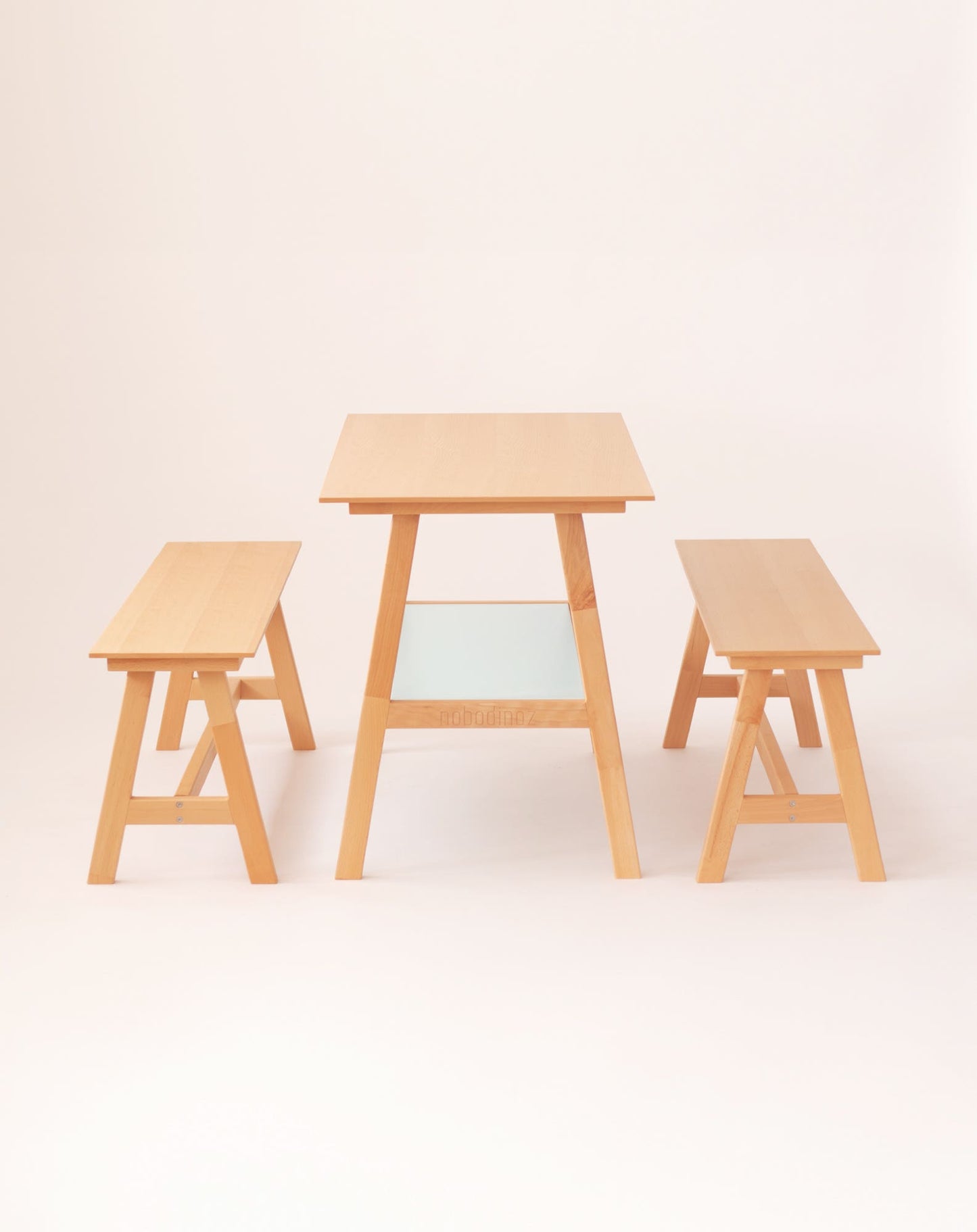 Nobodinoz display bench natural