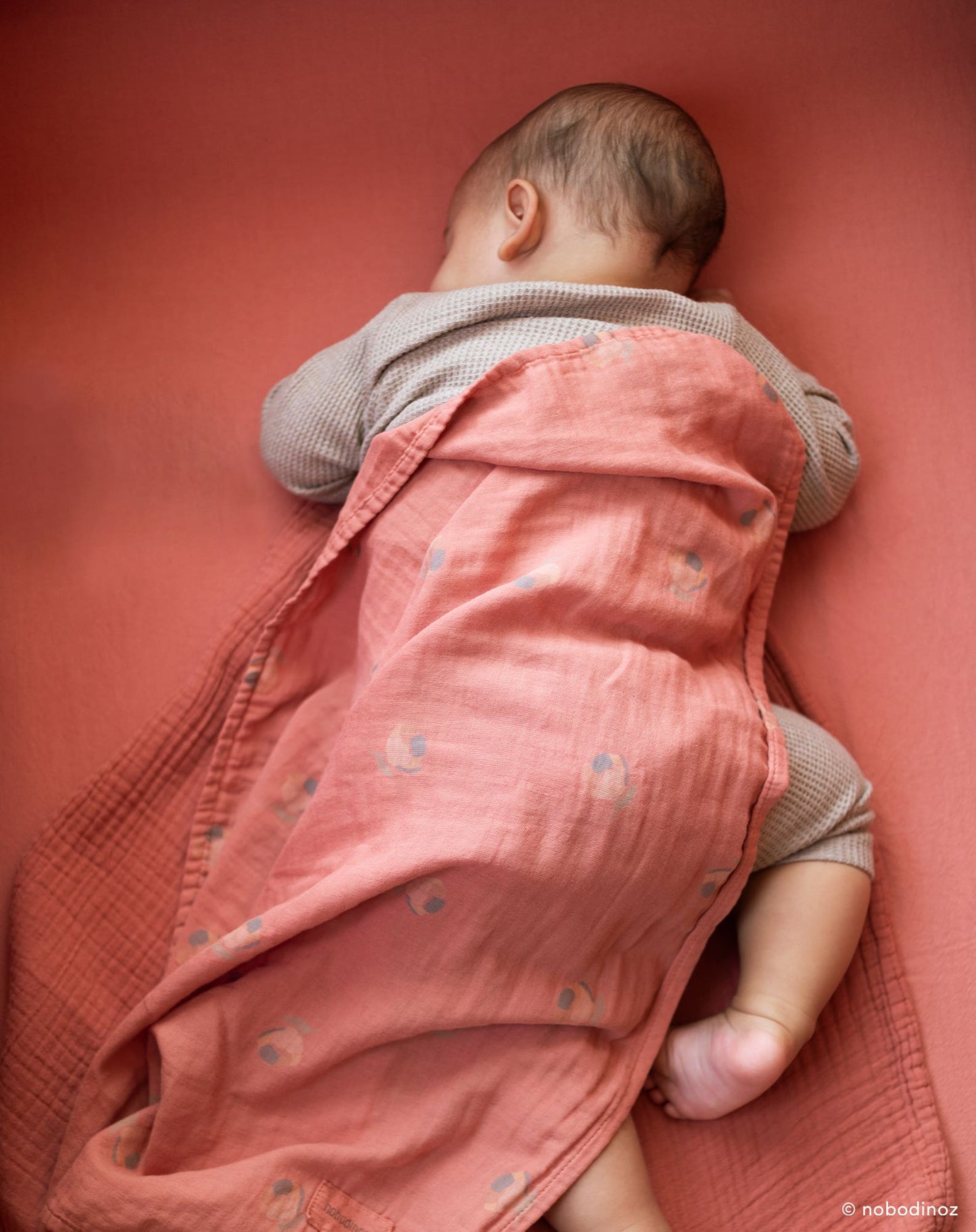 Drap housse bebé en double gaze de coton lavé Wabi-Sabi