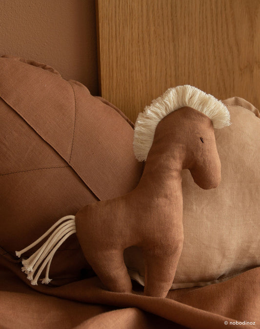 Lin français horse rattle