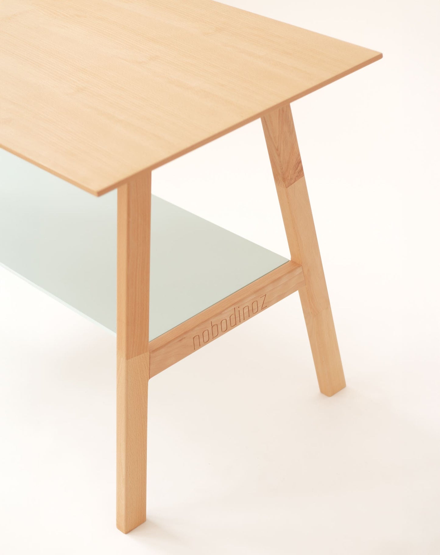 Nobodinoz display mesa