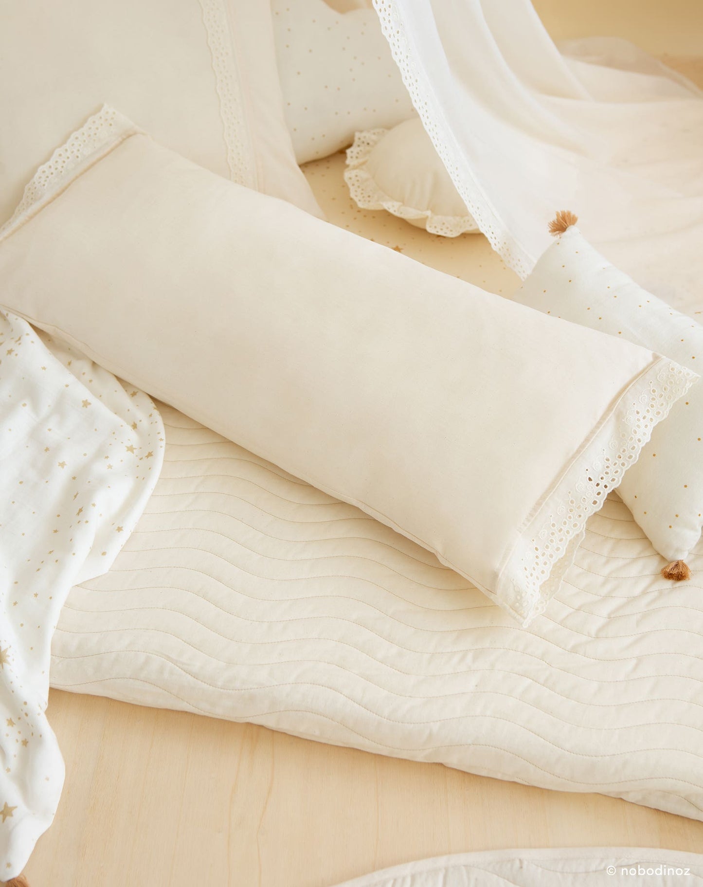 Coussin Vera Eyelet lace long